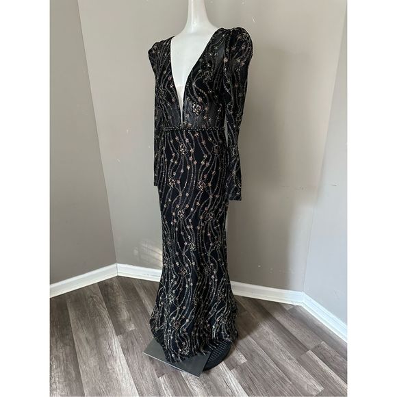 MAC DUGGAL EMBELLISHED LONG SLEEVE PLUNGE TRUMPET GOWN - Picture 9 of 11